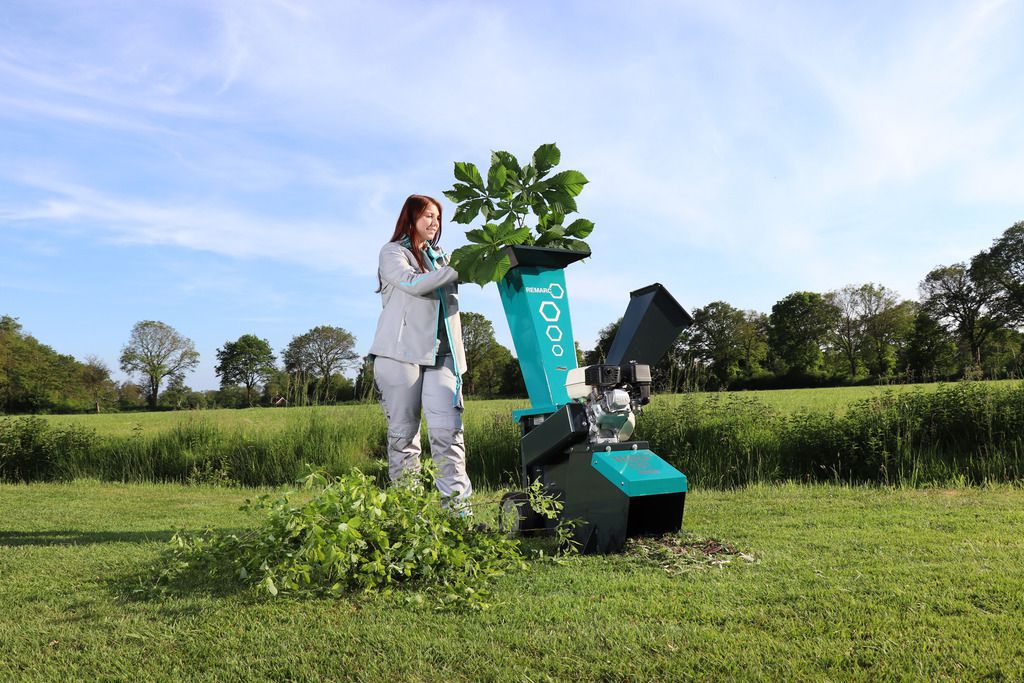 Produktbild Remarc Häcksler Terra Cut 4000 Gartenhäcksler - Anwendung bild 4
