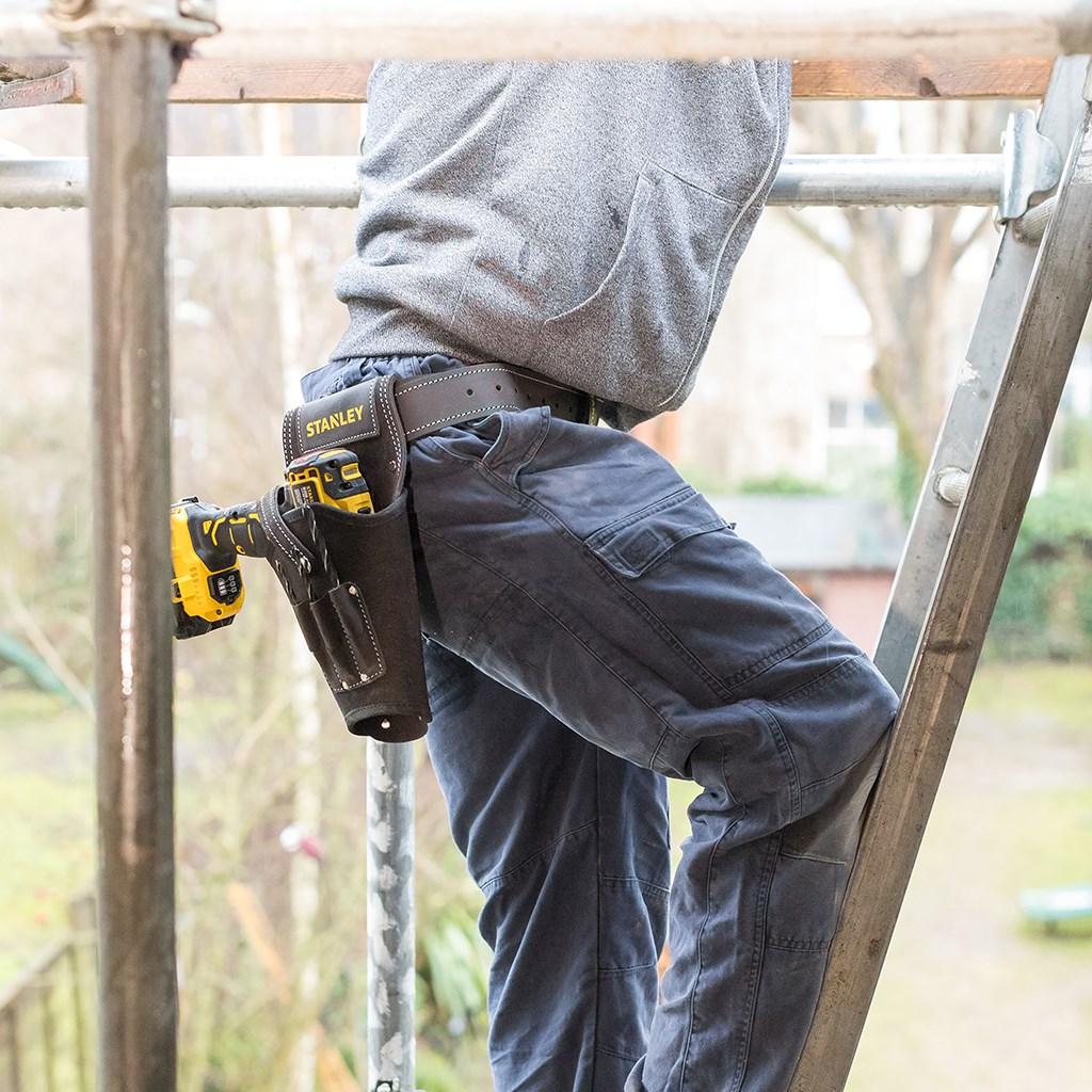 Produktbild Stanley Akku Bohrer Halfter aus Leder - Anwendung bild 8