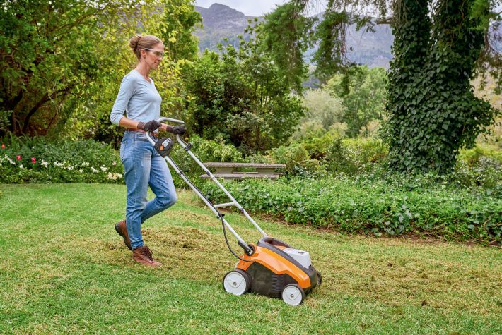 Produktbild Stihl Vertikutierer RLA 240 ohne Akku und Ladegerät Beispiel 2 bild 3