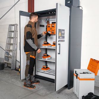 Produktbild STIHL Akkuladeschrank LS 32.0 2224x615x1193 mm 