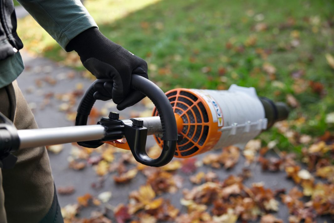 Produktbild STIHL Akku Kombimotor KMA 120 R ohne Akku und Ladegerät bild 8