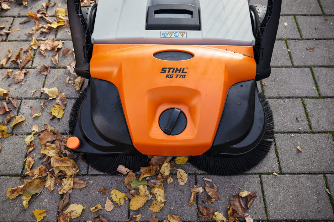 Produktbild STIHL Kehrmaschine KG 770 bild 7