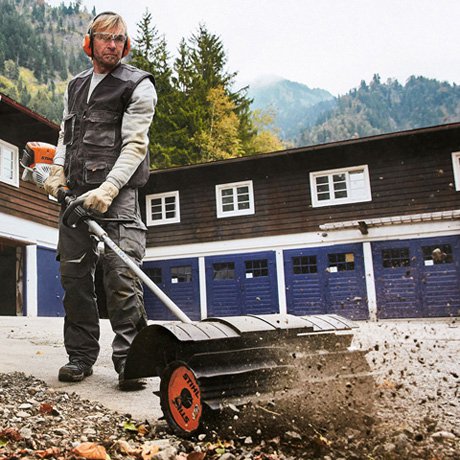 Produktbild Stihl Benzin Kombi Motor KM 131 R Beispiel 2 bild 3