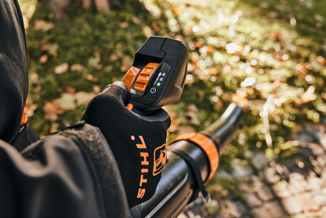 Produktbild STIHL Akku Laubbläser BGA 300 ohne Akku und Ladegerät bild 9