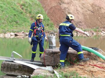 Produktbild Mast Tauchpumpe T 16 Schmutzwasser 400 Volt für Feuerwehr, THW bild 2