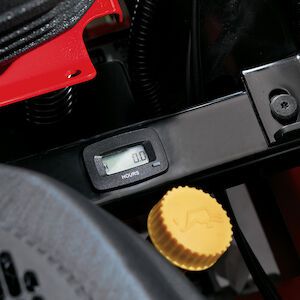 Produktbild Toro Benzin Aufsitzmäher Titan ZXM4875 122 cm - Wartung bild 3