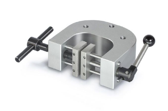 Produktbild Sauter Schraubspannklemme bis 5 kN mit Backen Pyramidengrip