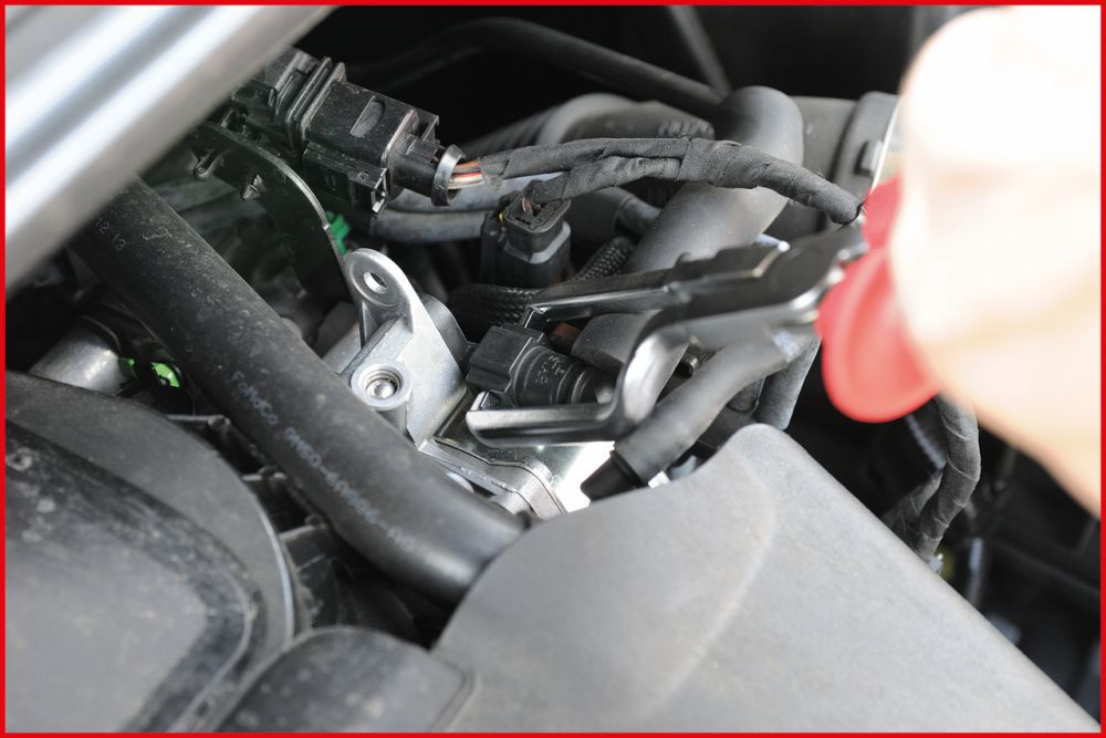 Produktbild KS TOOLS Kraftstoffleitungszange Ø 0-105 mm bild 2