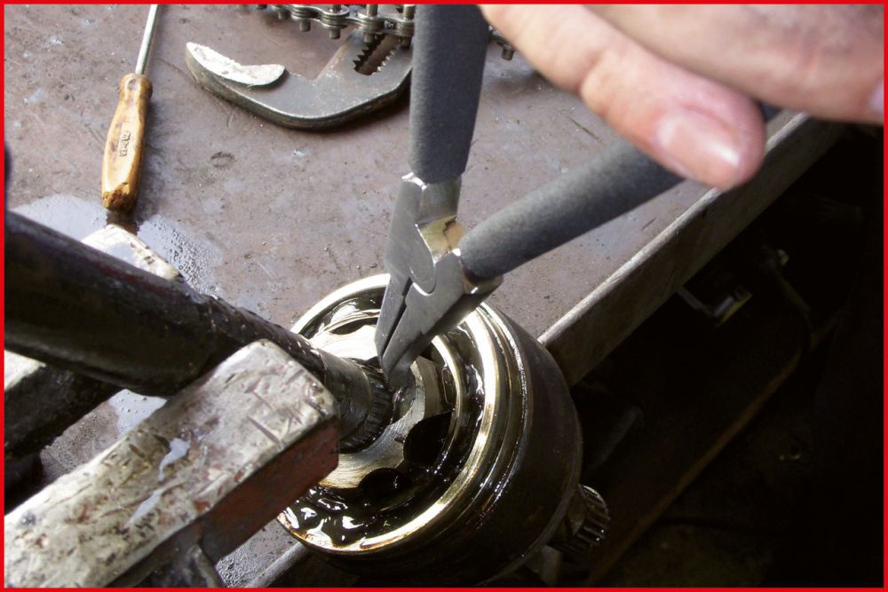 Produktbild KS TOOLS Sicherungszange für Antriebswellen, 30° abgewinkelt bild 5