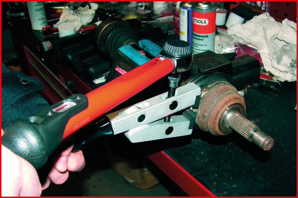 Produktbild KS TOOLS Schlauchklemmenzange für Drehmomentanzug 270mm bild 4