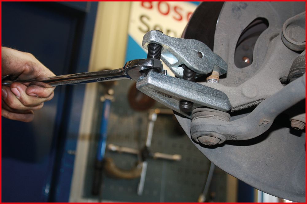 Produktbild KS Tools Universal-Kugelgelenk-Ausdrücker, 18-22mm bild 2