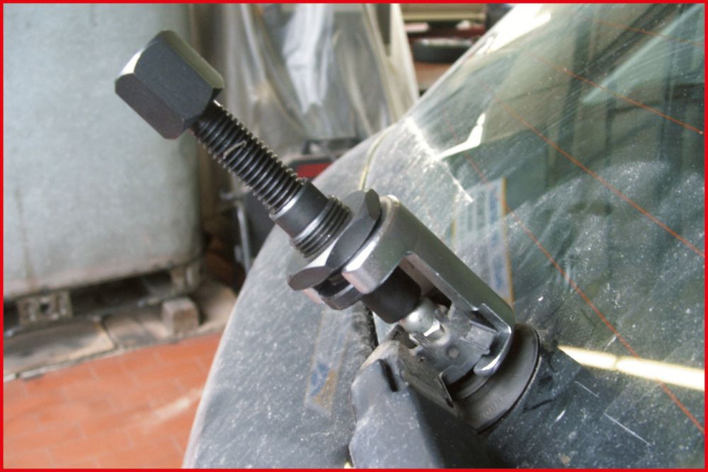 Produktbild KS Tools Universal-Scheibenwischarm-Abzieher-Satz, 13-tlg. bild 2