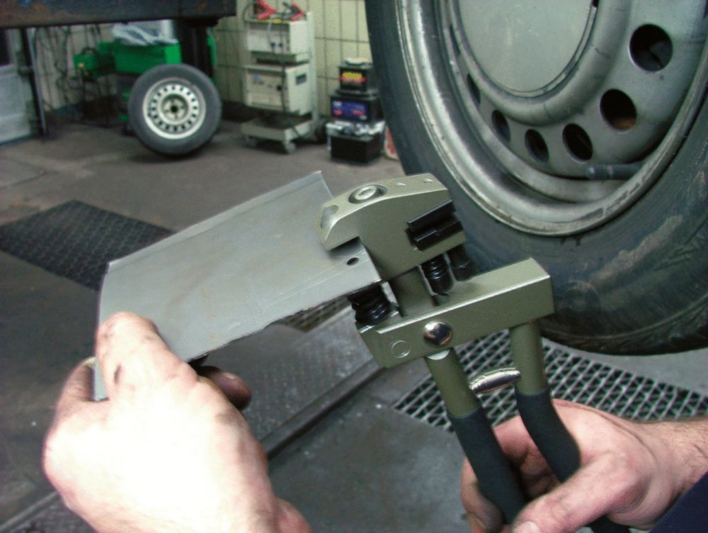 Produktbild KS Tools Loch- und Absetzzange, 285mm bild 5