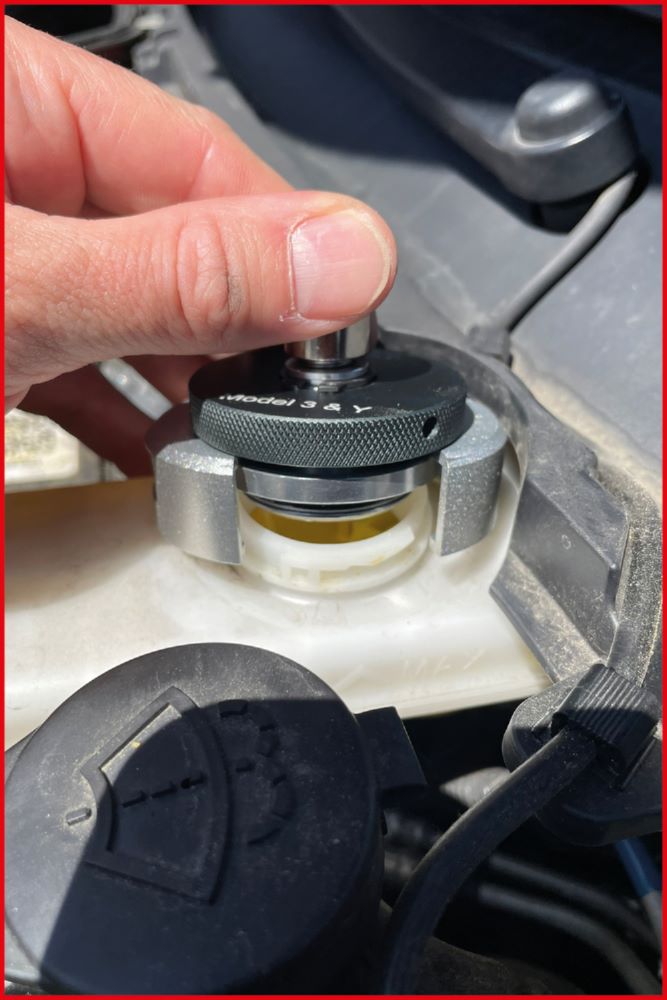 Produktbild KS Tools Adapter Satz zur Bremsentlüftung für Tesla 3 teilig bild 6