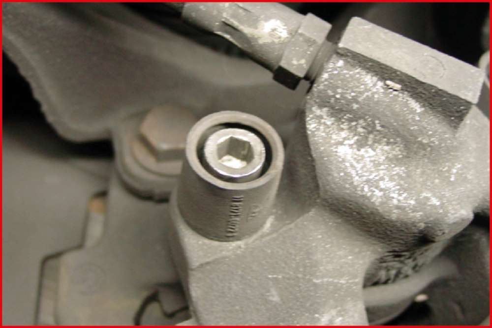 Produktbild KS Tools 3/8 Zoll Bit Stecknuss mit Gelenk für Innensechskant-Schrauben am Bremssattel bild 2