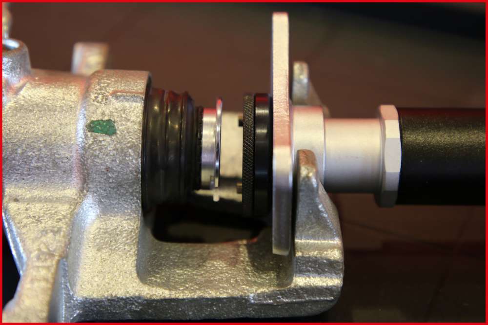 Produktbild KS Tools Druckluftspindel für Bremskolben Adapter für beengte Platzverhältnisse 260 mm bild 5