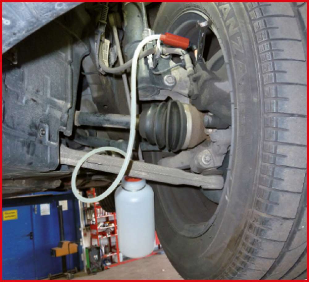 Produktbild KS Tools Ein Mann Bremsenentfüfter mit Auffangflasche bild 2