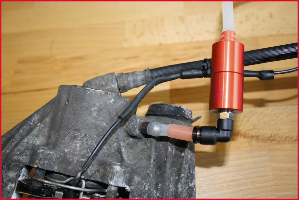 Produktbild KS Tools Ein Mann Bremsenentfüfter mit Auffangflasche bild 5