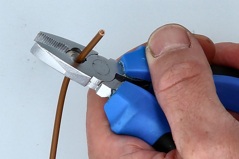 Produktbild Brilliant Tools Feinmechanik Kombizange Gesamtlänge 115 mm bild 6