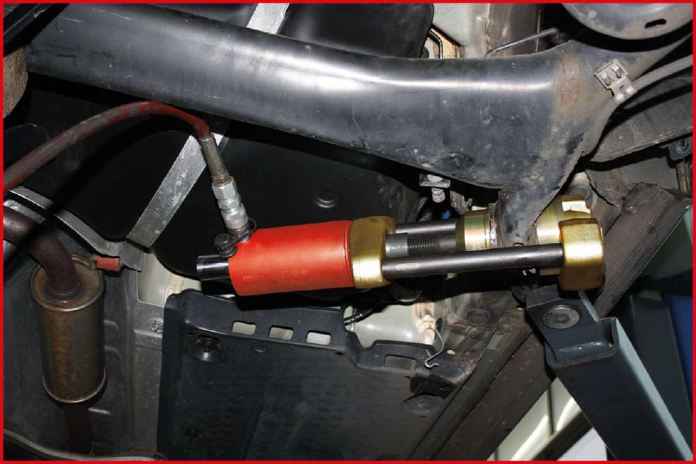 Produktbild KS Tools Hinterachsbuchsen Satz für Volkswagen Audi Seat und Skoda 4 Teile bild 5