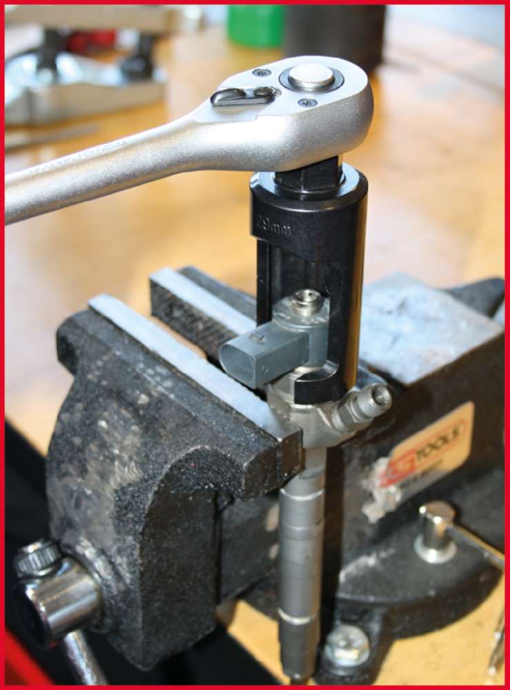 Produktbild KS Tools 1/2 Zoll Injektor Stecknuss Profilgrösse 27 mm Gesamtlänge 100 mm bild 3