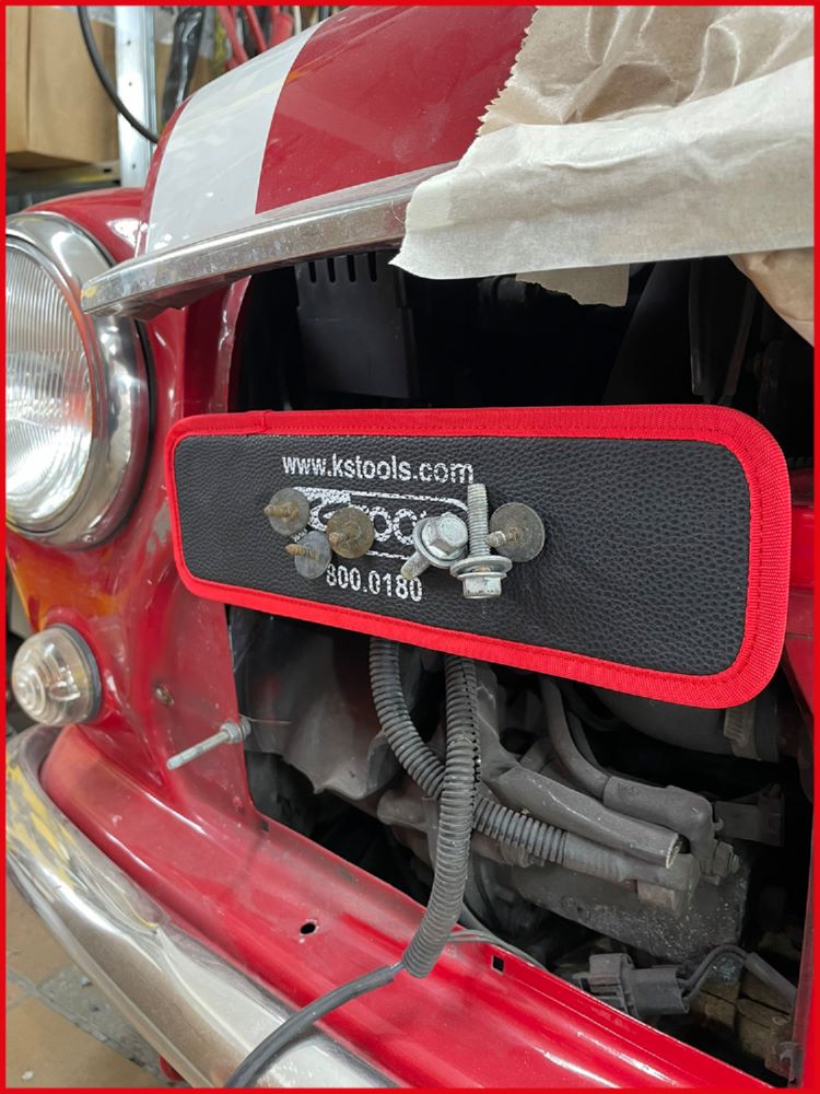 Produktbild KS Tools Magnetmatte zur Werkzeugablage 320 x 100 mm bild 3