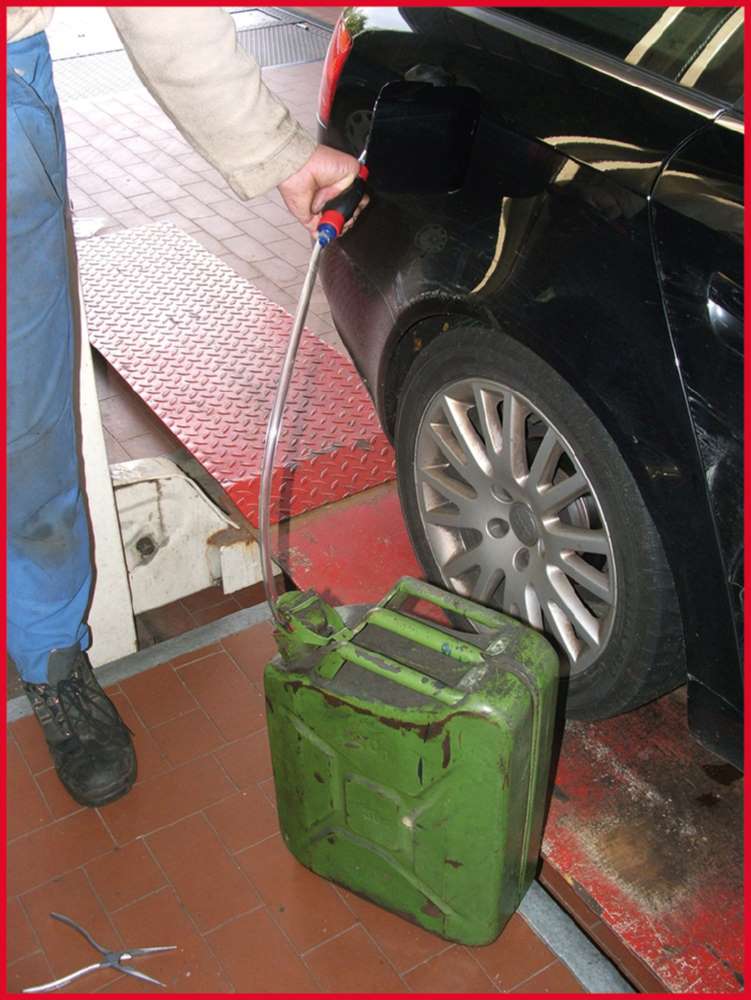 Produktbild KS Tools Mini Umfüllpumpe 8mm bild 4