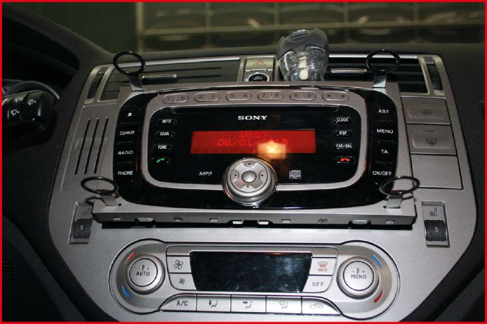 Produktbild KS Tools Radio Entriegelungswerkzeug Kenwood 2 Teile bild 2