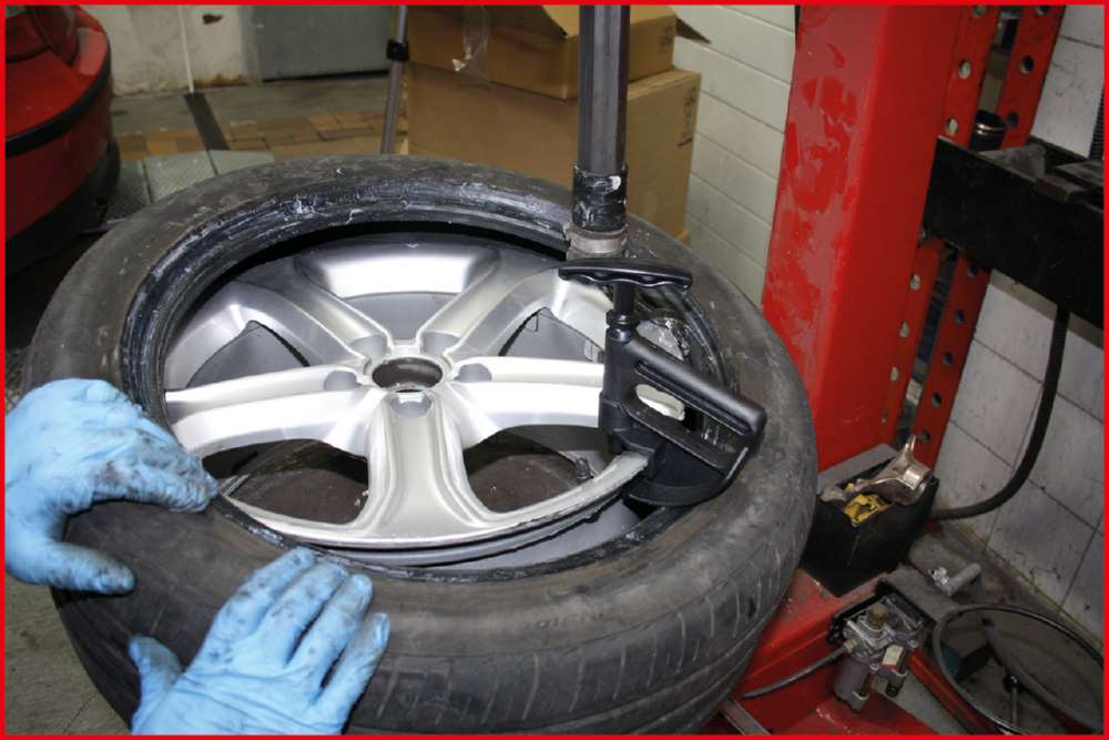 Produktbild KS Tools Reifenwulstniederhalter für Reifenmontage bild 2