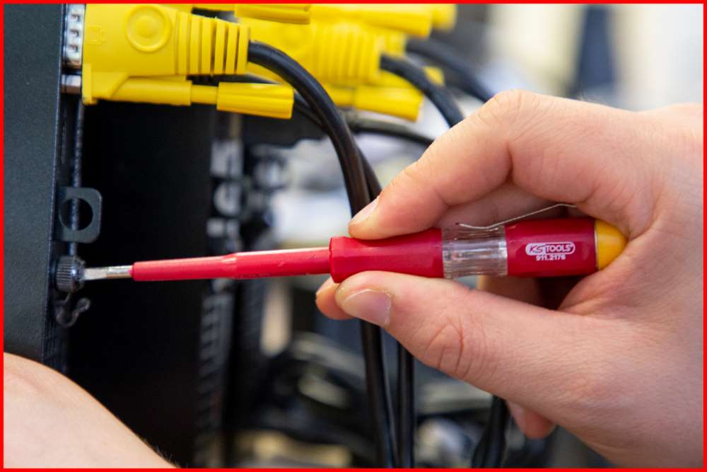 Produktbild KS Tools Spannungsprüfer mit Schutzisolierung 100 - 500 V Gesamtlänge 140 mm bild 11