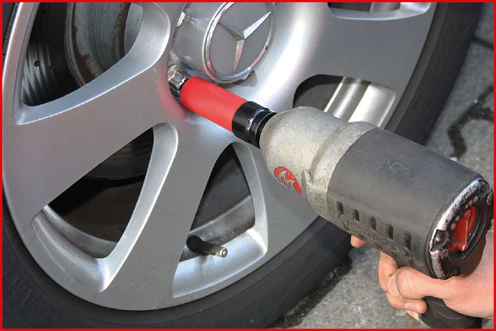 Produktbild KS Tools Spezial-Alu-Felgen Sonderprofil-Kraft-Stecknuss für Mercedes lang 17 mm bild 14