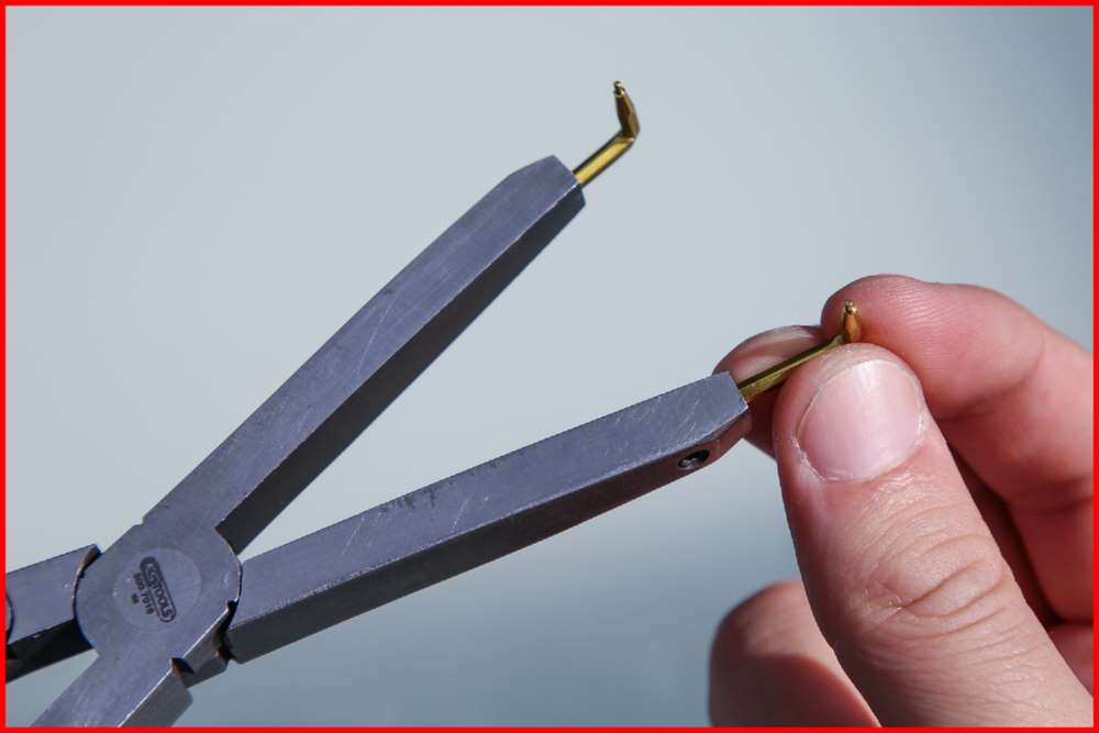 Produktbild KS Tools Spitzenpaar für Doppelgelenk Sicherungszangen 1,0 mm 90 Grad abgewinkelt bild 3