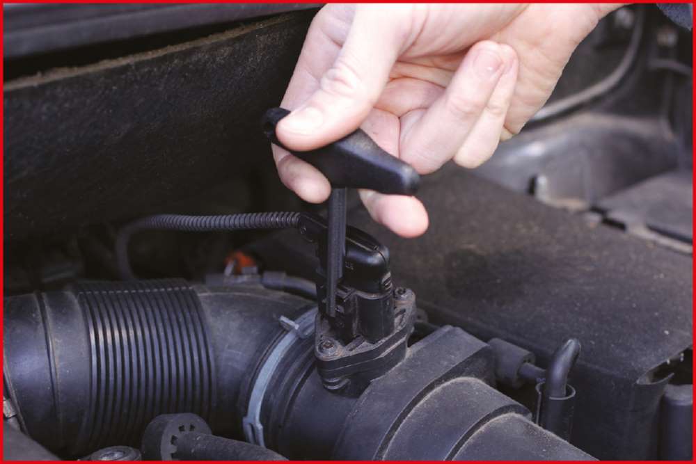 Produktbild KS Tools Steckverbinder Entriegelungswerkzeug für VAG und Porsche Länge 90 mm bild 2