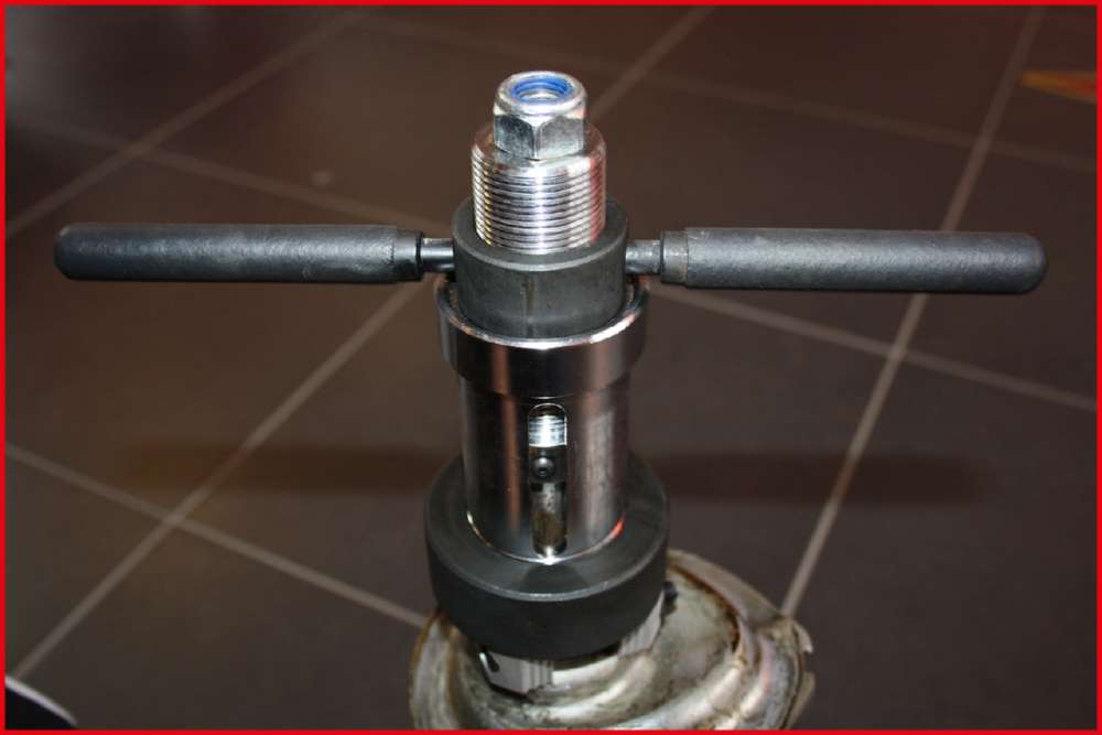 Produktbild KS Tools Stoßdämpfer Montagehilfe Satz für Stoßdämpfer mit Zuganschlagfeder 7 Teile bild 8