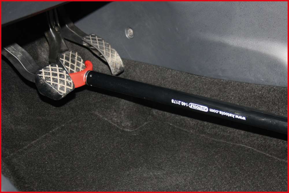 Produktbild KS Tools Teleskop Motorhauben und Heckklappenstütze 64 bis 109cm bild 9