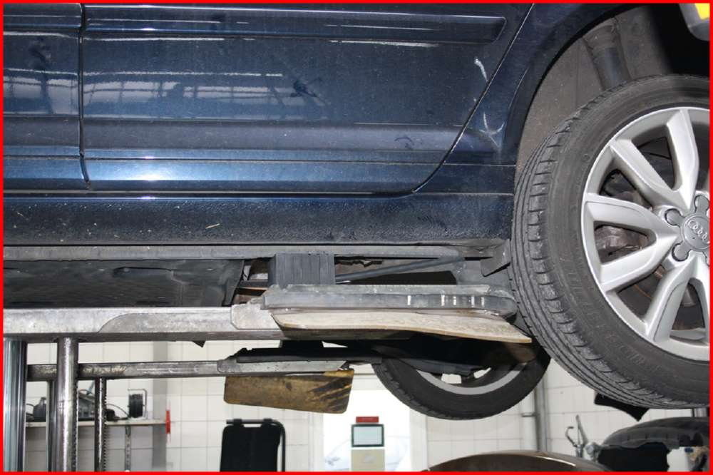 Produktbild KS Tools Universal Gummiauflage für Hebebühne 155 x 125 x 35 mm bild 2