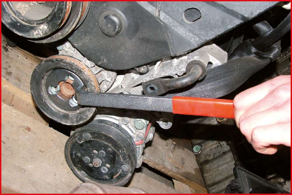 Produktbild KS Tools VAG Gegenhalte Schlüssel für Wasserpumpen Riemenscheiben bild 2