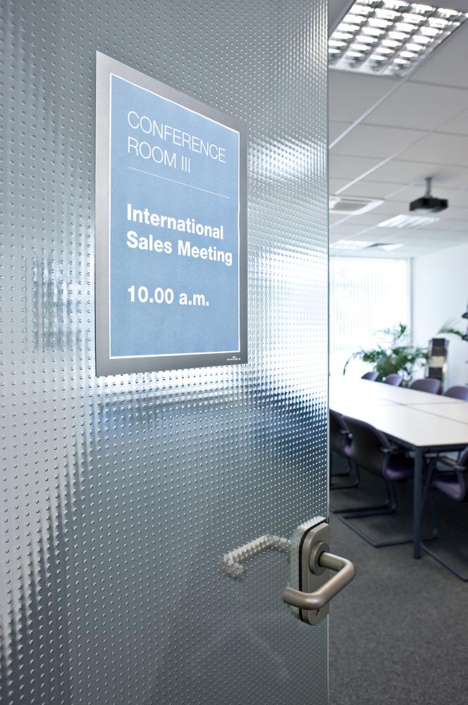 Produktbild Durable Informationsrahmen A4 selbstklebend silber 2 Stück bild 7