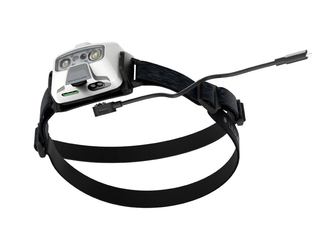 Produktbild Schlanke, aufladbare Stirnlampe mit Digitalfokus und rotem Frontlicht bild 3