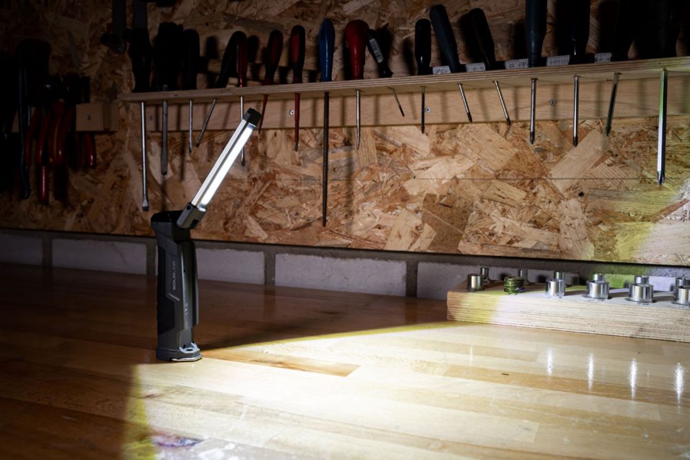 Produktbild Solidline SW2R Akku-Arbeitsleuchte mit ausklappbarem Lampenkopf bild 2