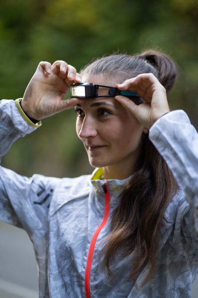 Produktbild Ledlenser Kopflampe NEO1R Laufsport Stirnlampe blau bild 2