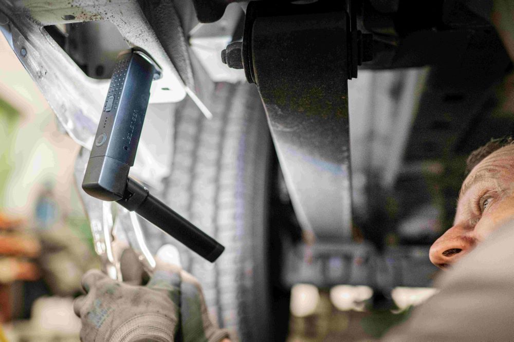 Produktbild Ledlenser W6R Work wiederaufladbare Arbeitsleuchte mit ausklappbarem Lampenkopf bild 2