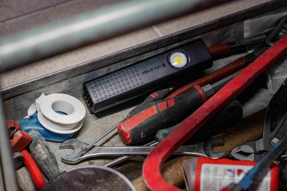 Produktbild Ledlenser W5R Work Akku Arbeitsleuchte mit zwei Lichtquellen bild 3