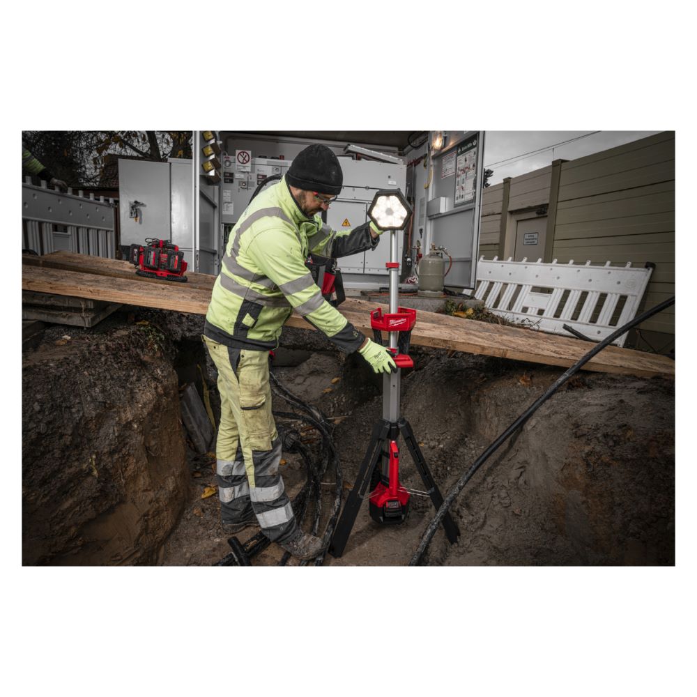 Produktbild Milwaukee Akku Baustrahler M18 2800 Lumen M18SAL2-502B bild 6