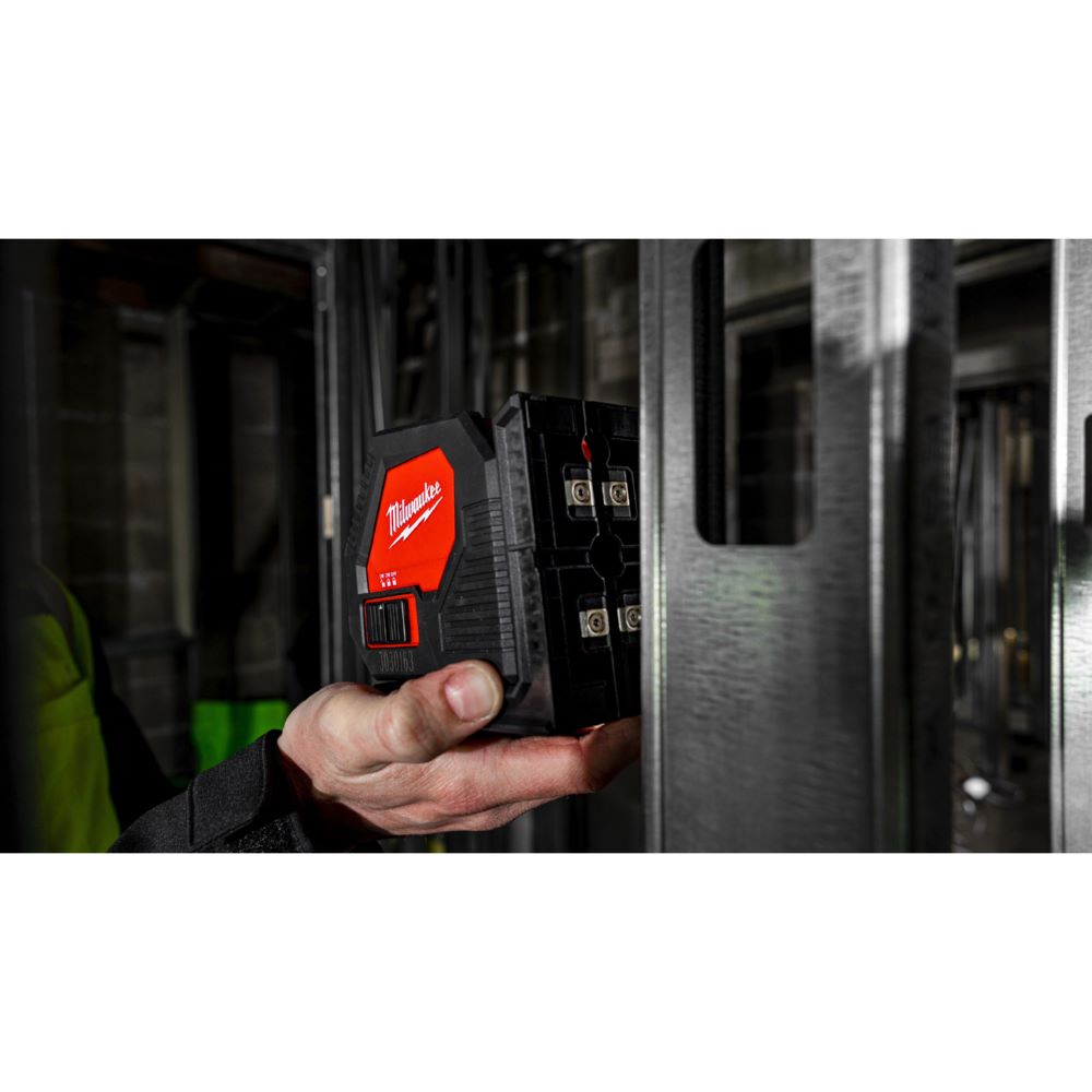 Produktbild Milwaukee Alkaline Kreuzlinienlaser CLL C Arbeitsbereich 30 m bild 3