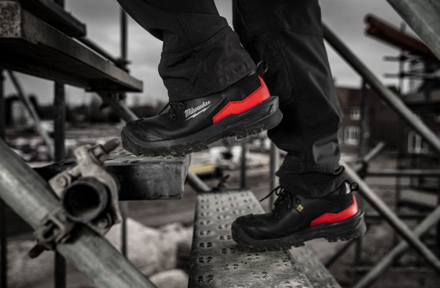 Produktbild ARMOURTRED S3S Sicherheits-Halbschuh weit Leder schwarz Größe 40 bild 4