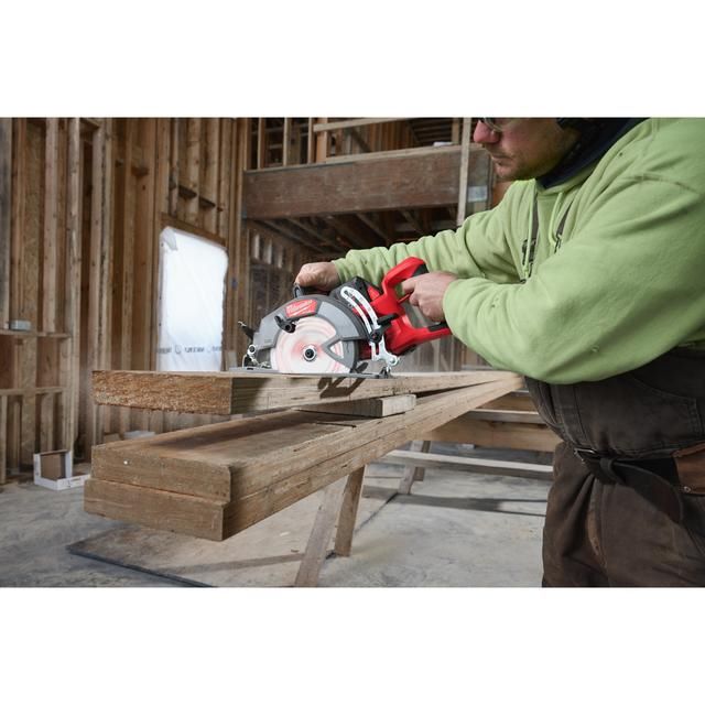 Produktbild M18FCSRH662-0 M18 FUEL Akku Handkreissäge 66 mm bild 2