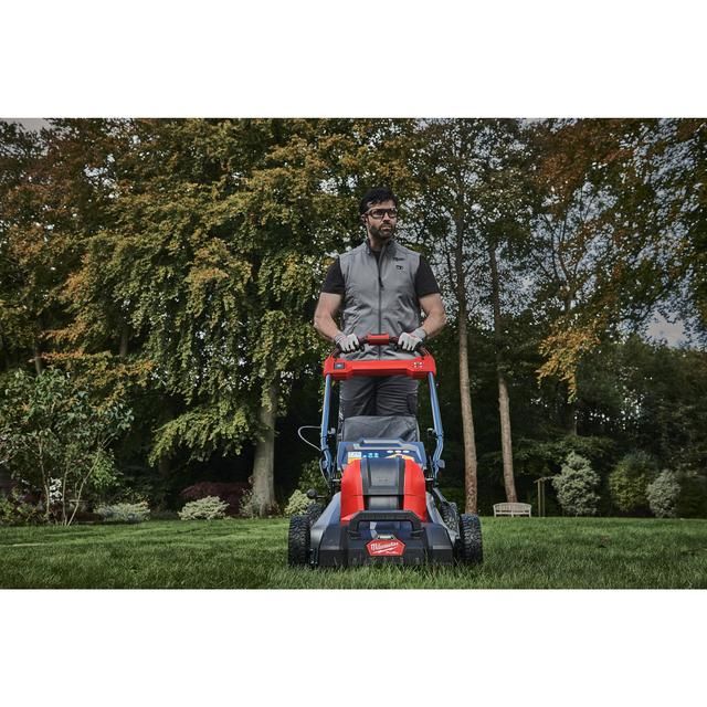 Produktbild M18F2LM46-802 M18 FUEL Akku Rasenmäher 46 cm bild 4