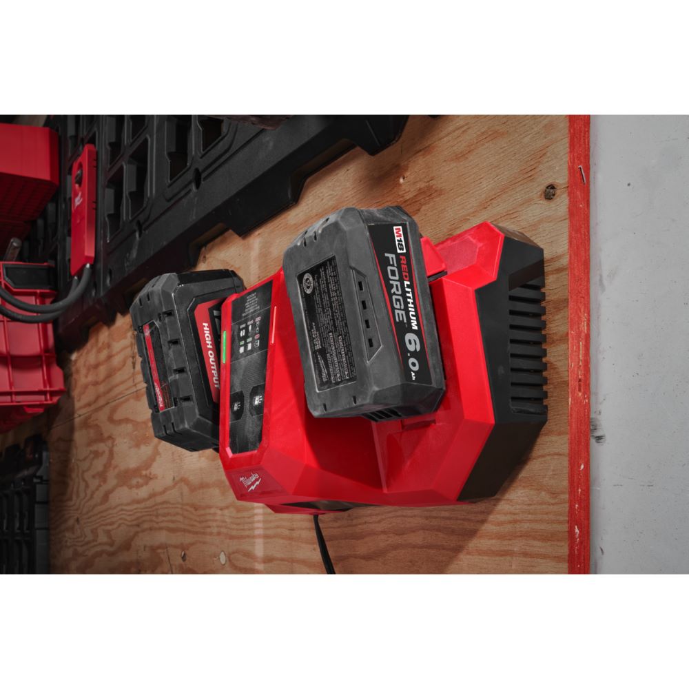 Produktbild Milwaukee M18 Zweifach Schnellladegerät M18DBSC bild 4