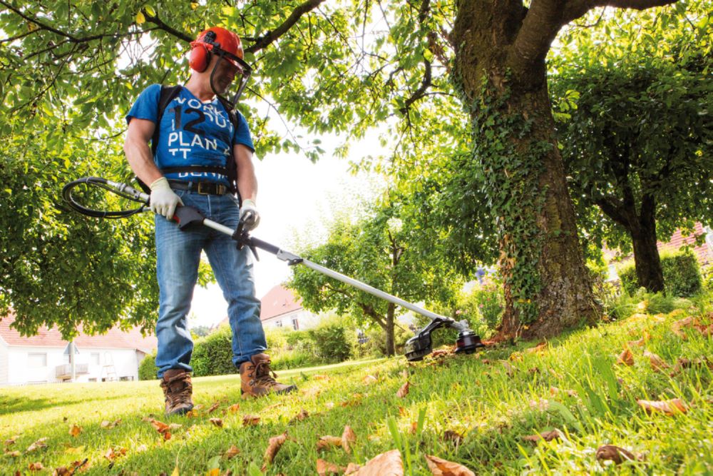 Produktbild Scheppach 4 in 1 Benzin Backpack - Multitool 2 Takt Motor 1.8 PS bild 4